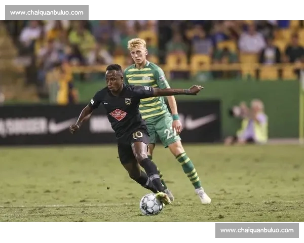 高清足球赛事直播APP下载指南畅享全球赛场精彩即时比分数据分析权威解说 - 副本 - 副本 (43) - 副本 - 副本 - 副本 - 副本